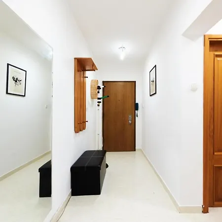 Lazynest - 2br Near Piata Alba Iulia